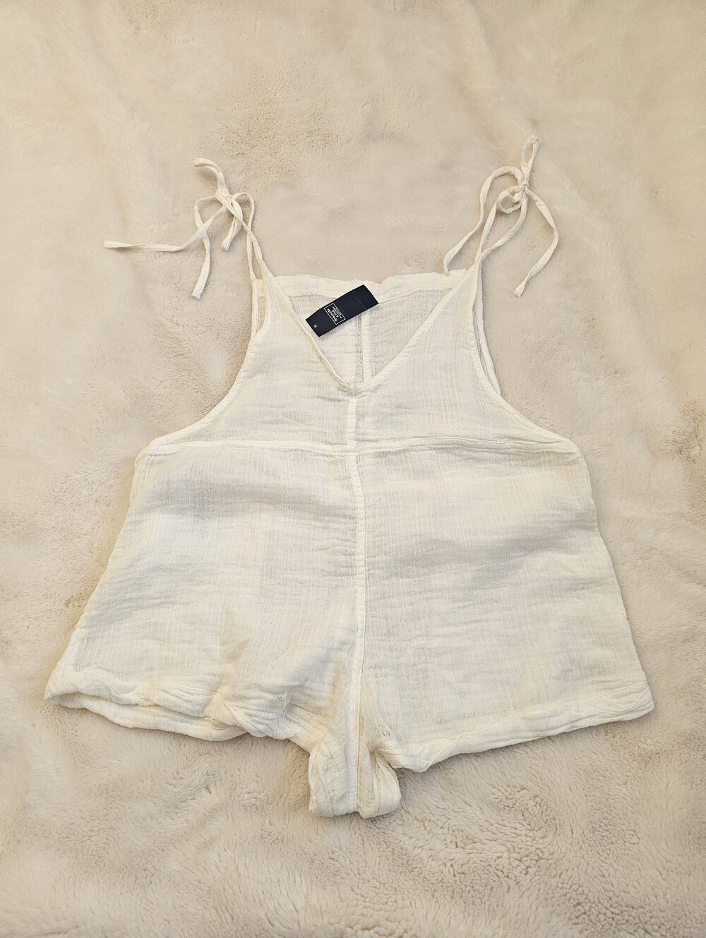 New Aberceombie & Fitch Apron Romper Size XL - Picture 2 of 9